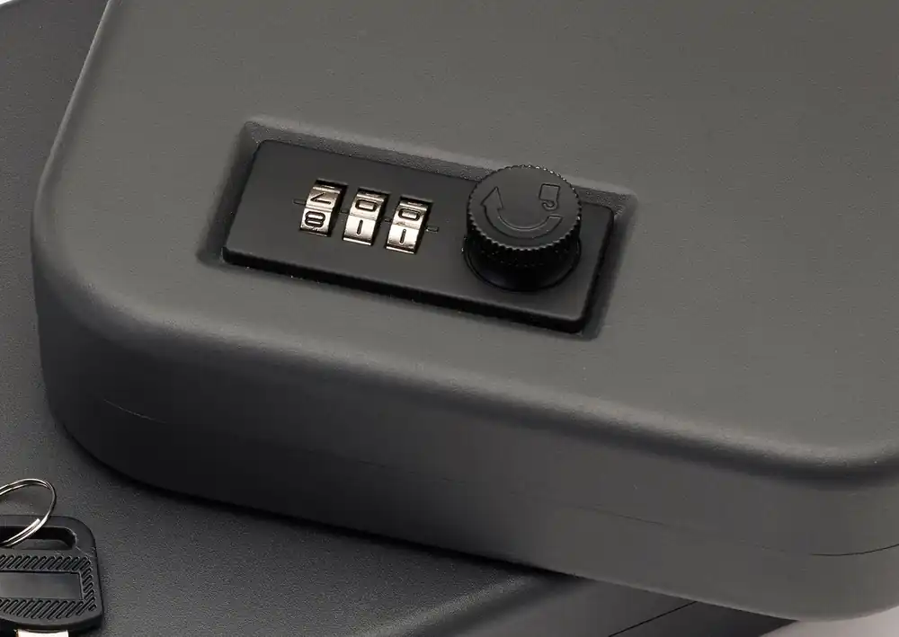 SnapSafe Lock Box Large Combination/Key Entry Black Steel 9.50 L x 6.50" W x 1.75" D"