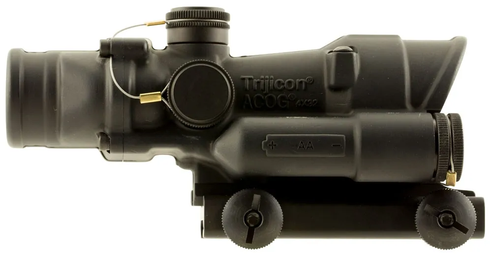 Trijicon ACOG 4x 32mm Obj 36.80 ft @ 100 yds FOV