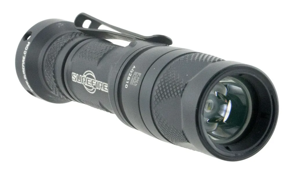 SureFire Aviator Black Anodized Aluminum Red/White LED 250 Lumens 190 Meters Range