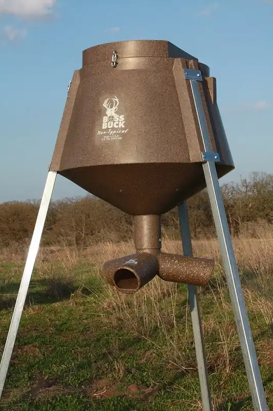 350 Lb Feeder 78 Inch One Piece Square Legs by Boss Buck
