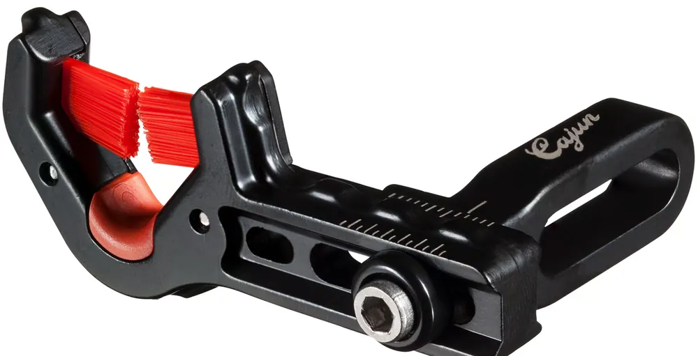 Bowfishing Brush Fire Arrow Rest - Red by Cajun Bowfishing