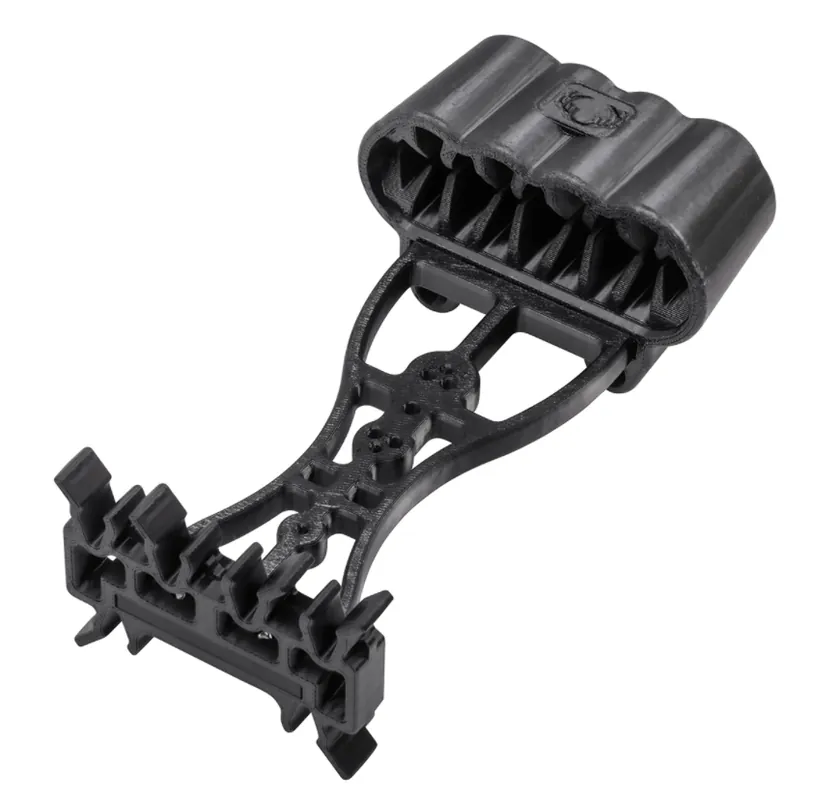 Tech 6 Arrow Quiver in Black by TenPoint