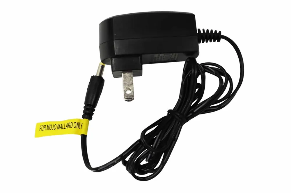 6 Volt Mallard Drake Lithium Ion Smart Charger by Mojo Outdoors