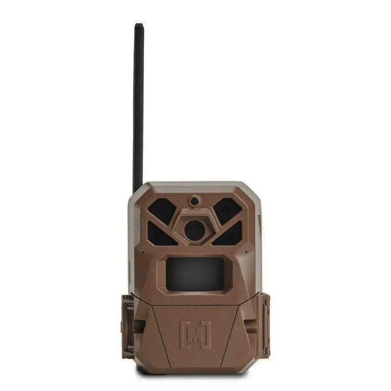 Edge 2 Scrape Mate Trail Cam Kit by Moultrie