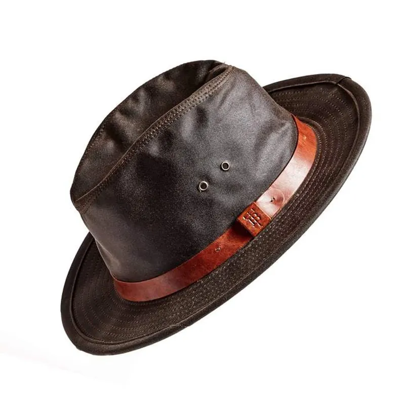 Men‘s Field Hat by Tom Beckbe