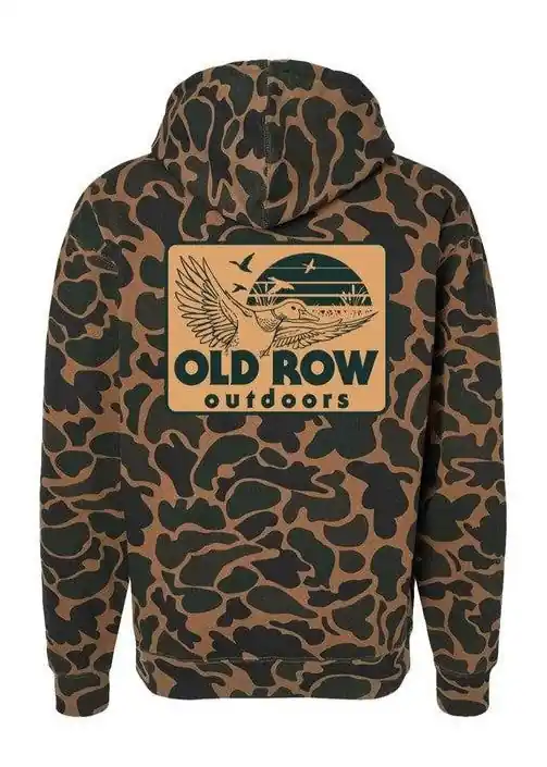 Men‘s Old Row Badge Duck Camo Pullover Hoodie by Old Row