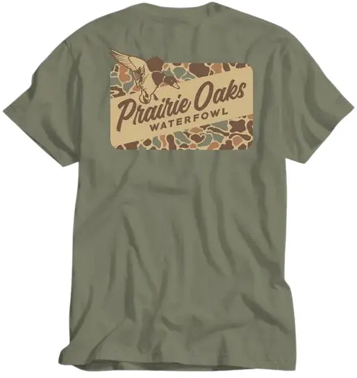 Men‘s Traditions Camo Label Graphic Short Sleeve Tee Shirt by Prairie Oaks