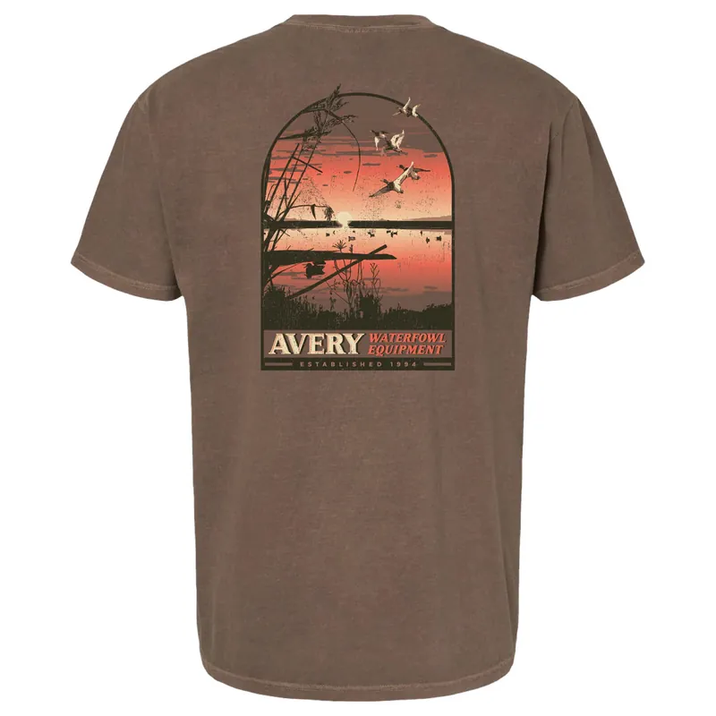 Men‘s Sunrise Flight Short Sleeve Graphic Tee Shirt by Avery