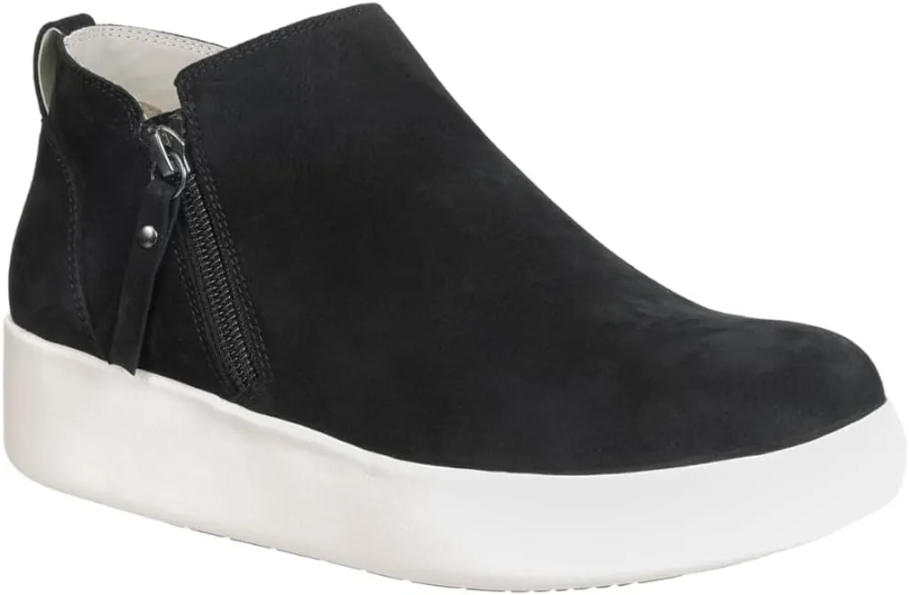 Women‘s Adept - Black - 7.5