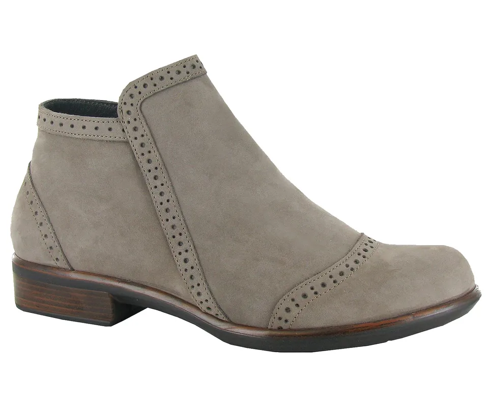 Women‘s Nefasi Aura - Shiitake Nubuck - 40