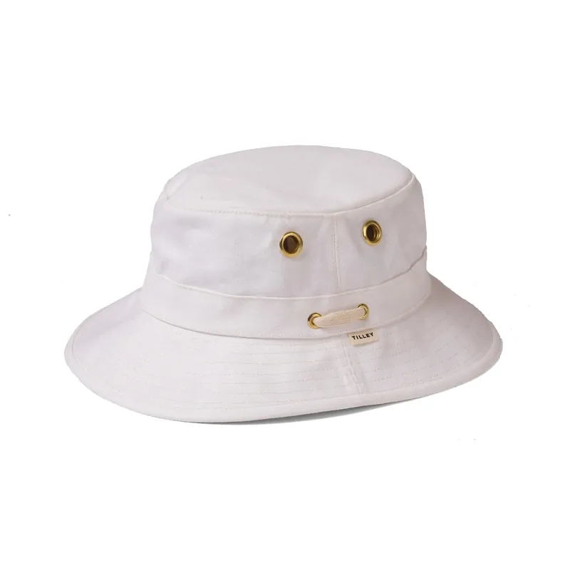 The Iconic T1 - White - 7 3/8