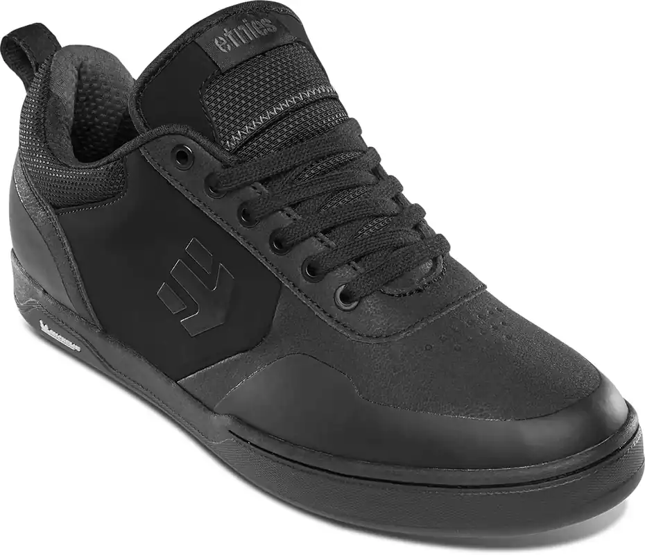 Culvert - Black/black/reflective - 7.5