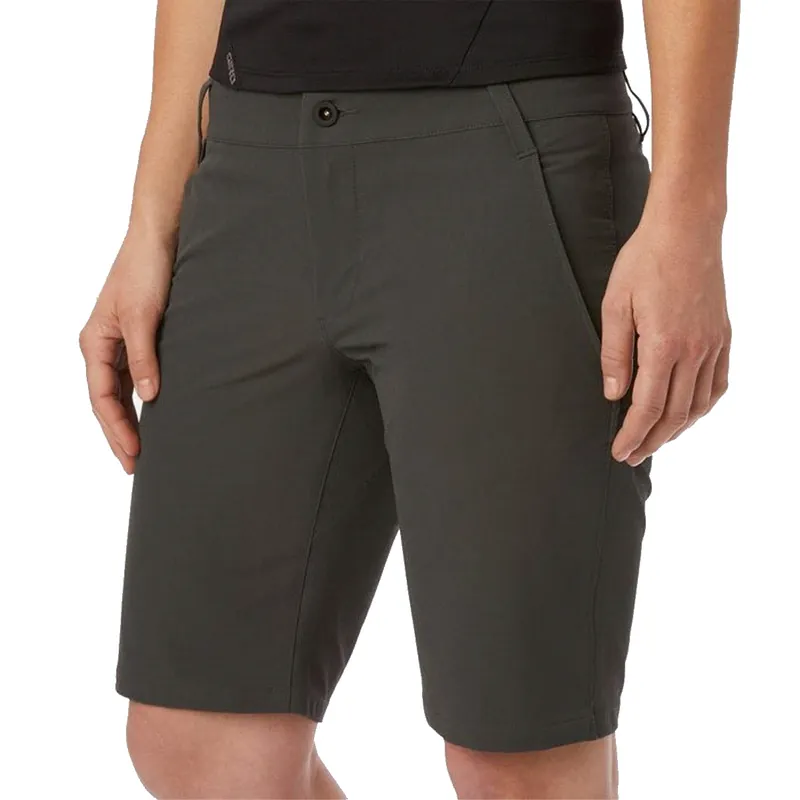 Women‘s Venture Short - Charcoal - 6